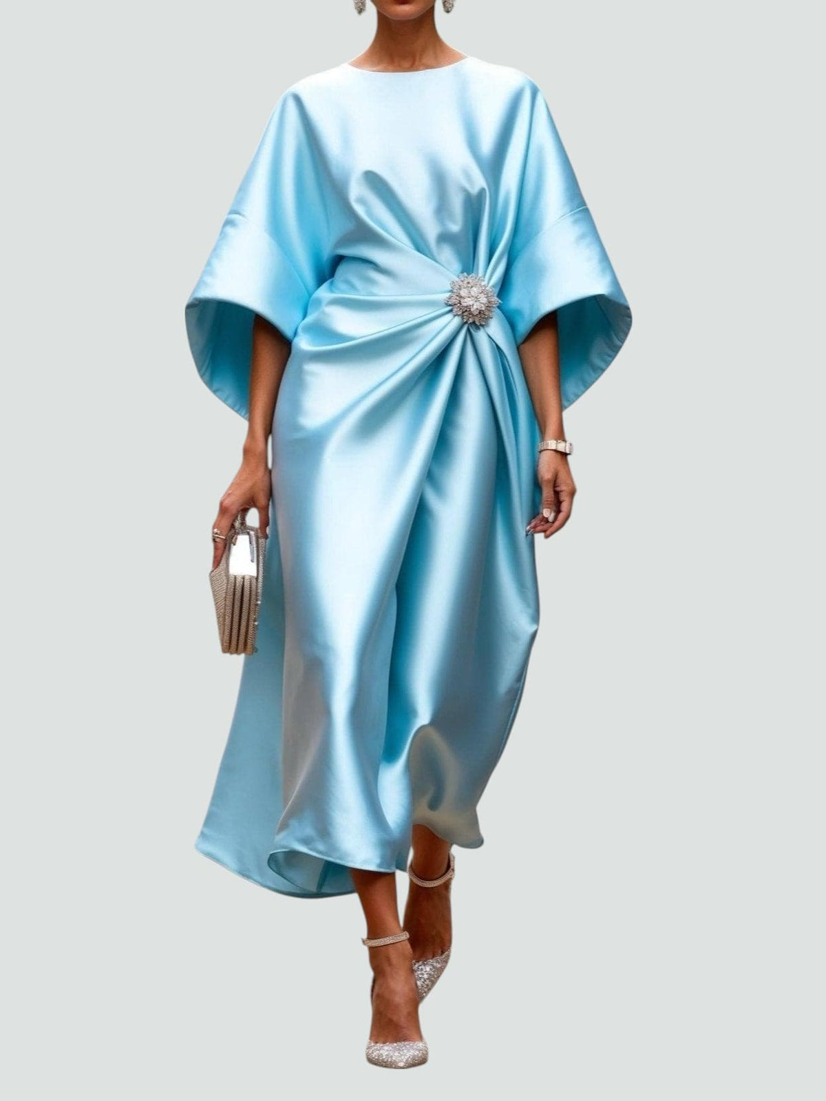 GABRIELLA | Long evening dress with luxurious detail and timeless elegance