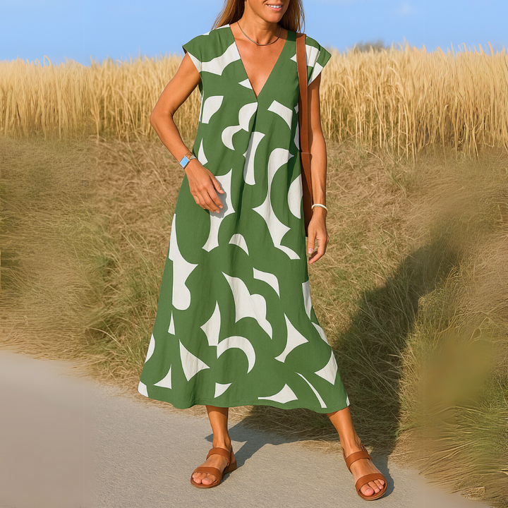 Waleria | Dress with V-Neck
