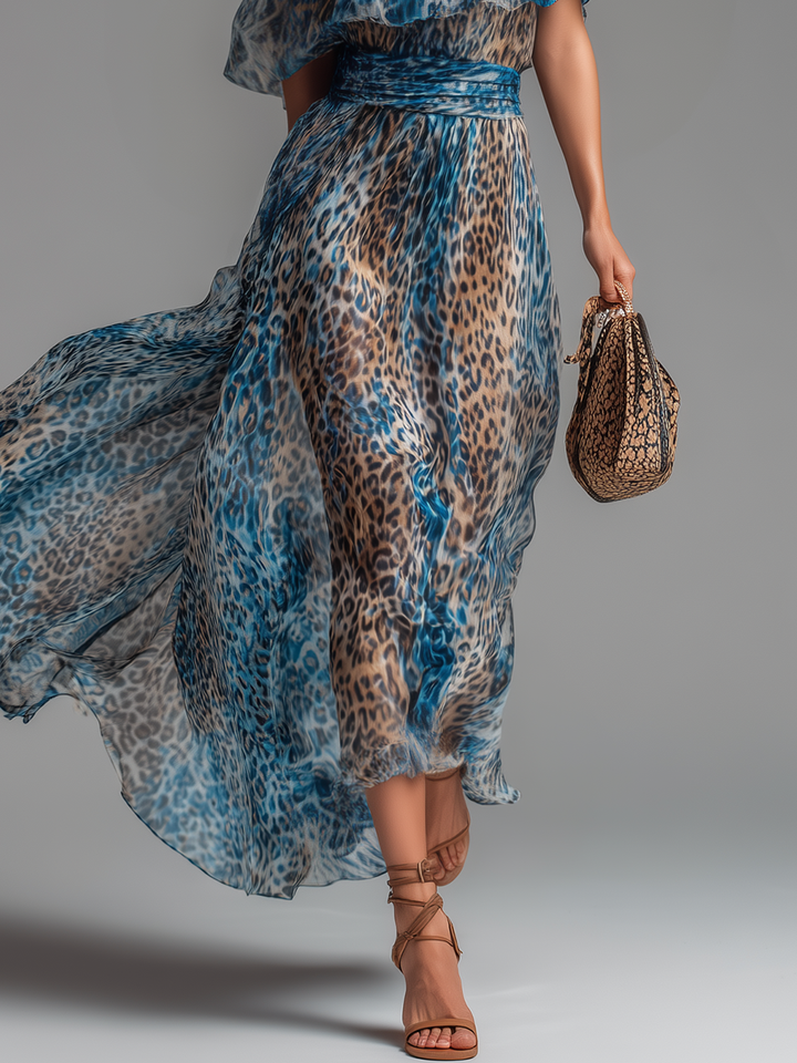 Wild - Long dress with leopard design and bare shoulders