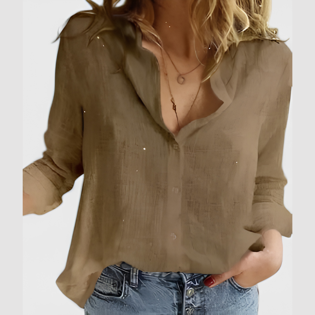 Lois | Buttoned Collared Blouse