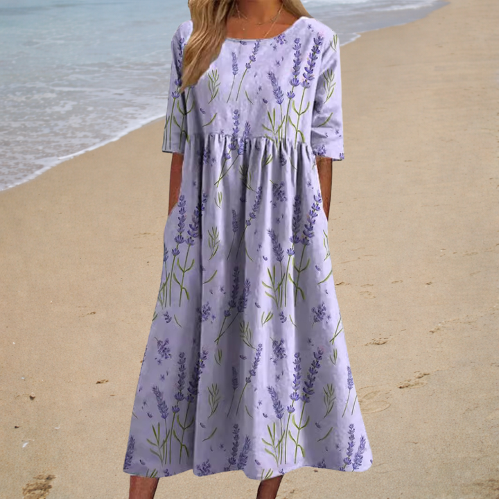 Long flowing dress, chic and comfortable
