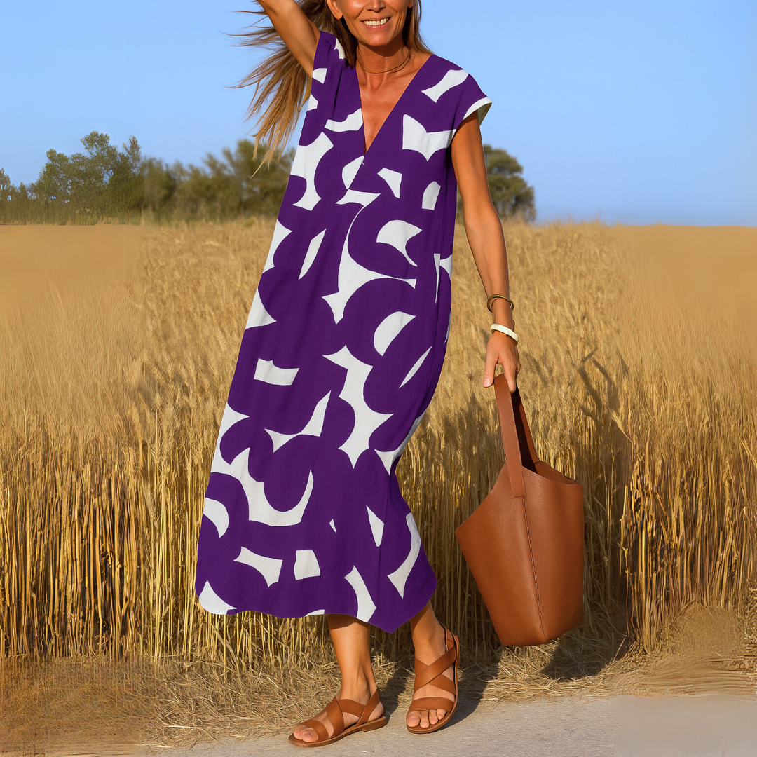Waleria | Dress with V-Neck