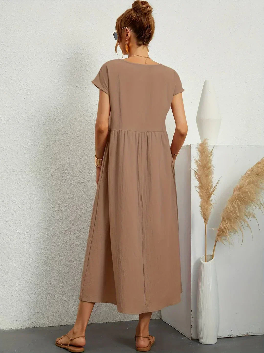 isabel midi dress Size:XXL (US 12) LUXFOUNDATIONS on styling Perfect wedding The Hollies - Long