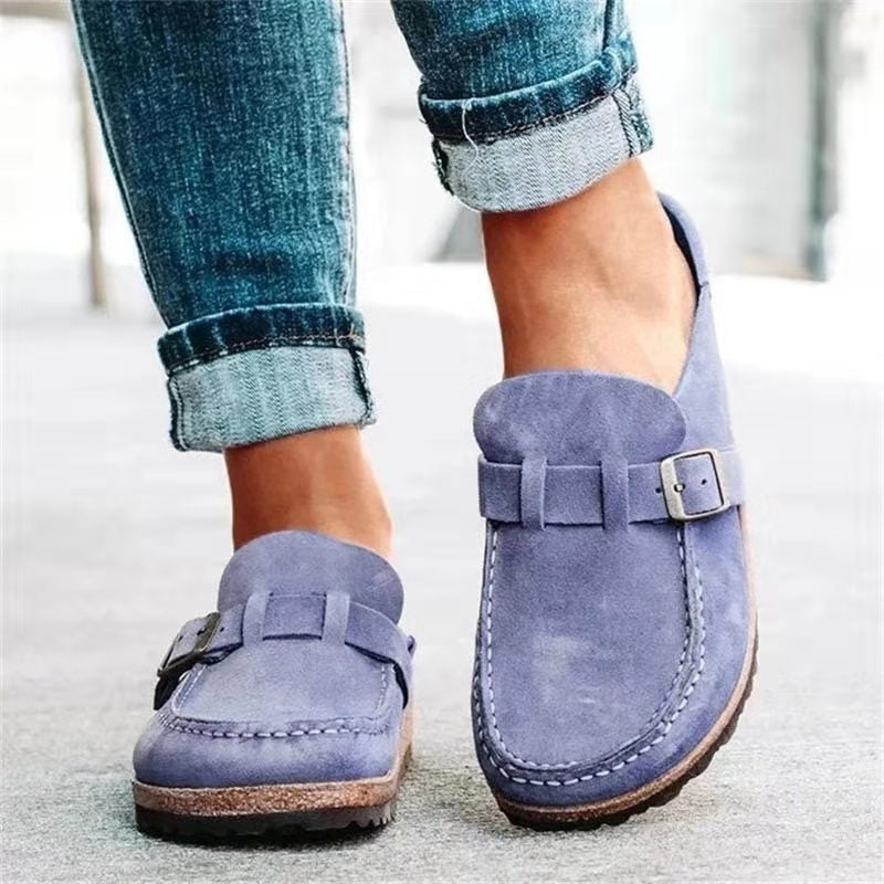 Rachel | Retro Style in Suede Shoes