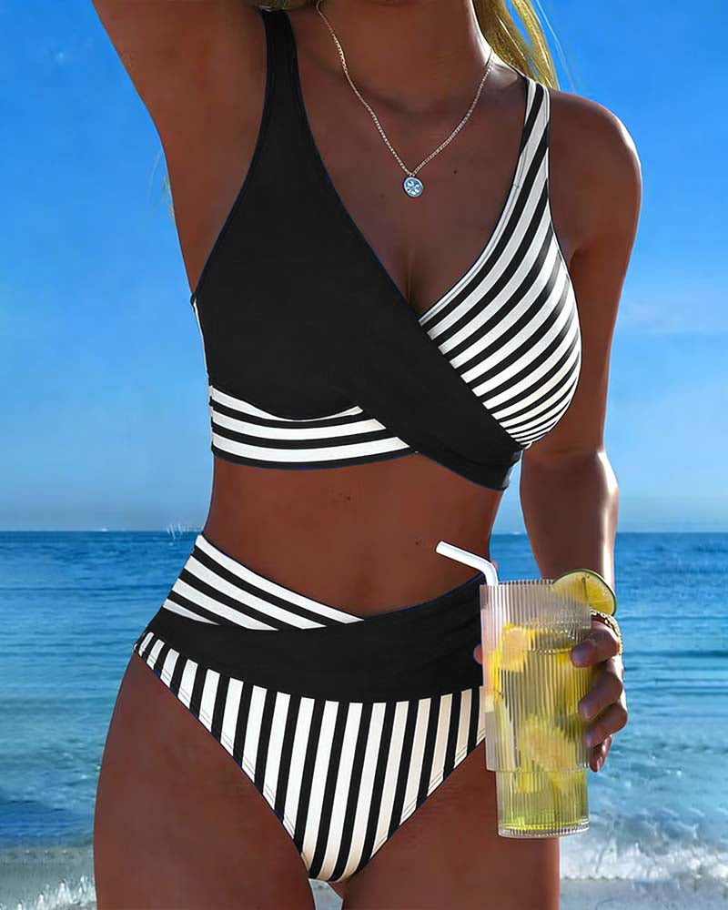 Crossed Stripes Printed Bikini