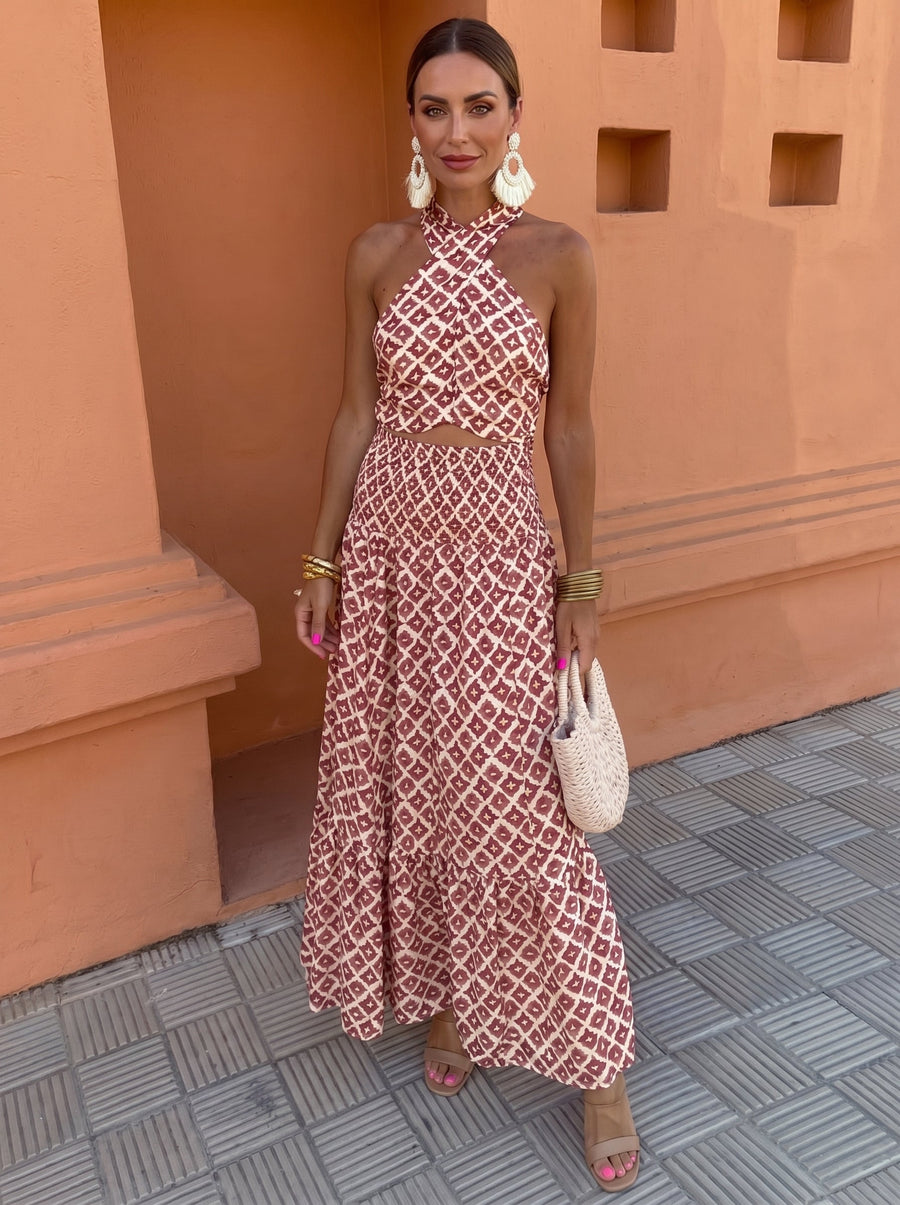 Nora | Elegant Set with Off-the-Shoulder Design